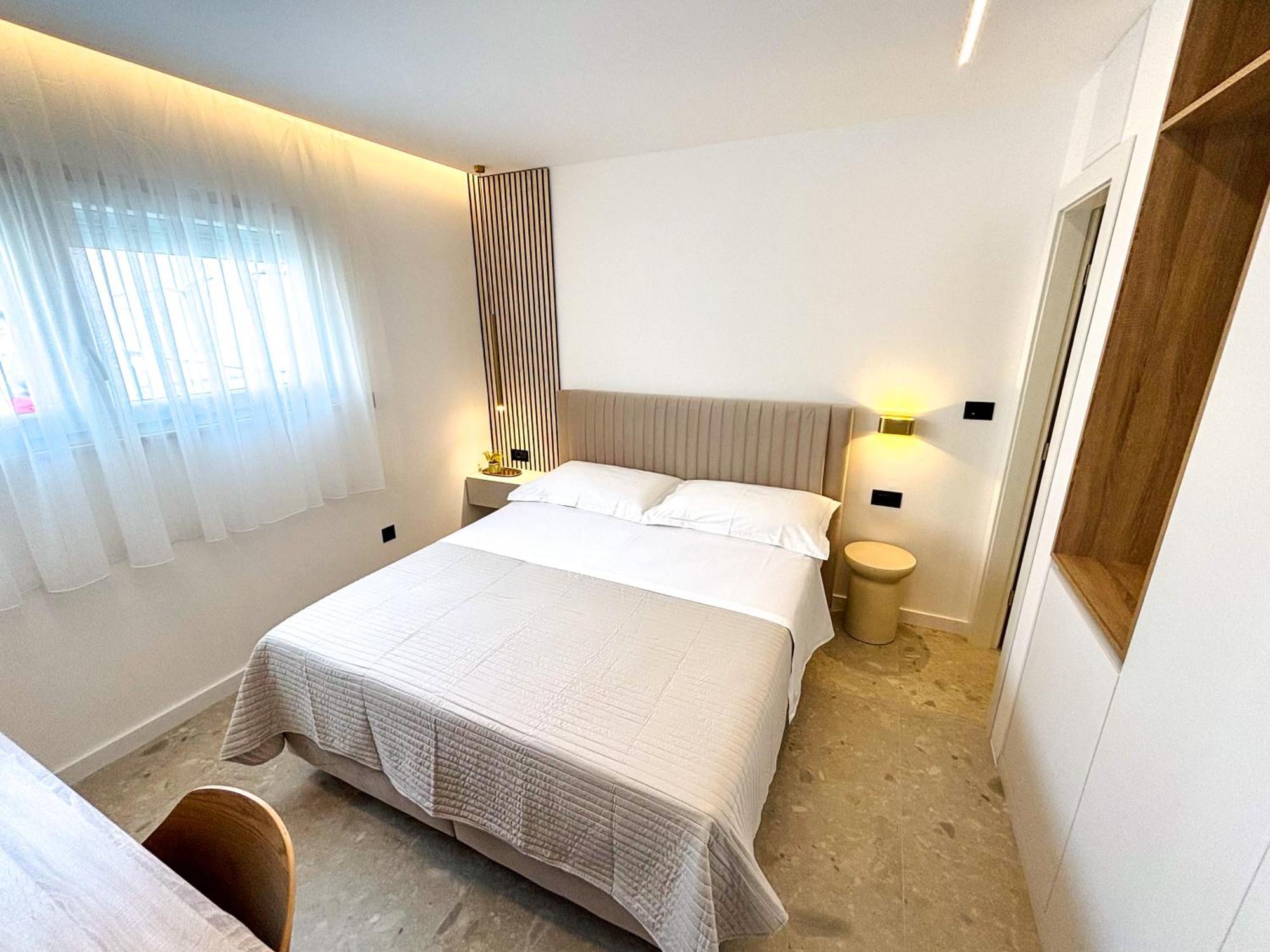 Marthinis Luxury Suites Split Extérieur photo